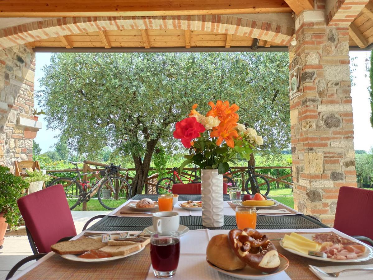 Le Zampolle Bed & Breakfast *